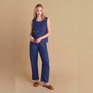 NWT ATTRATTIVO LINEN SET SIZE M Elegant